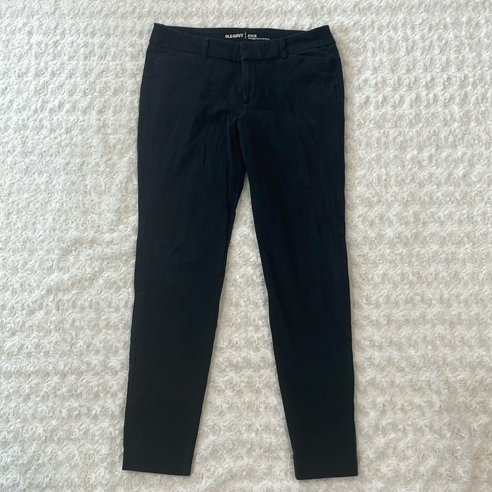 Pixie Mid rise tall Old Navy pants. Size 8 Regular